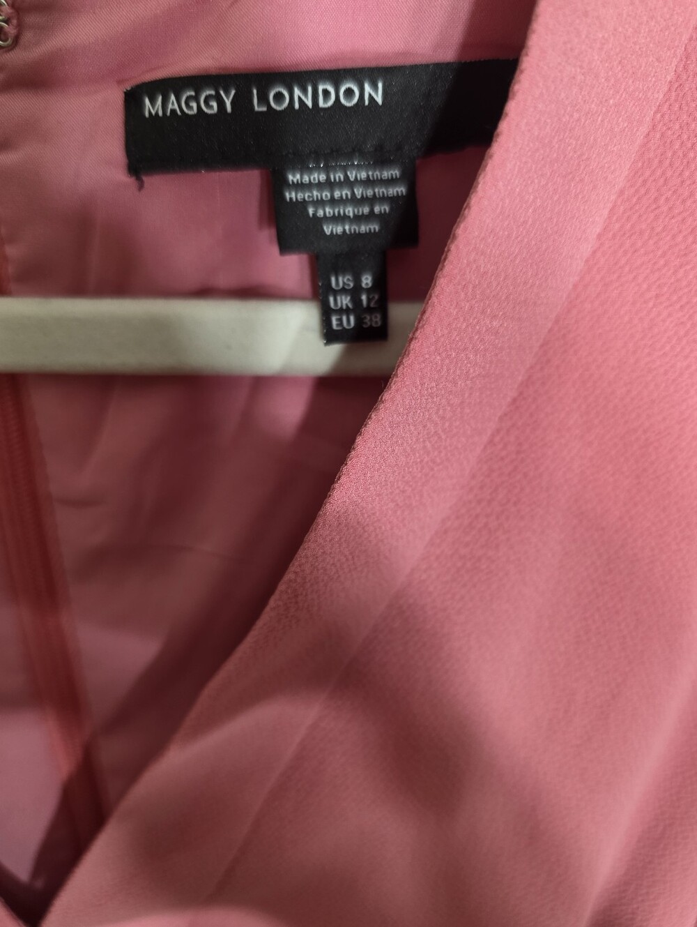 Maggy London NWT Rose Pink Pleated Midi Dress Size 8 - Picture 3 of 7
